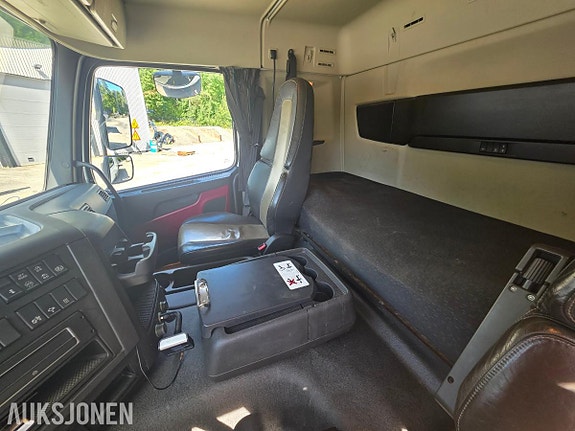 Volvo FM 17 of 30