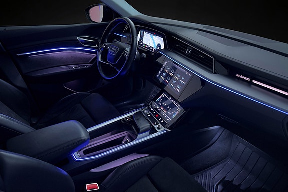 Audi e-tron 12 of 30