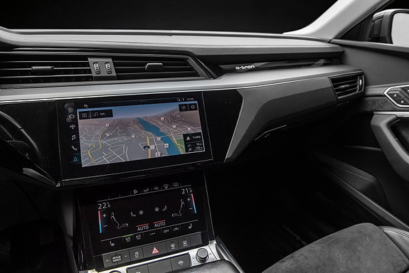 Audi e-tron 22 of 30