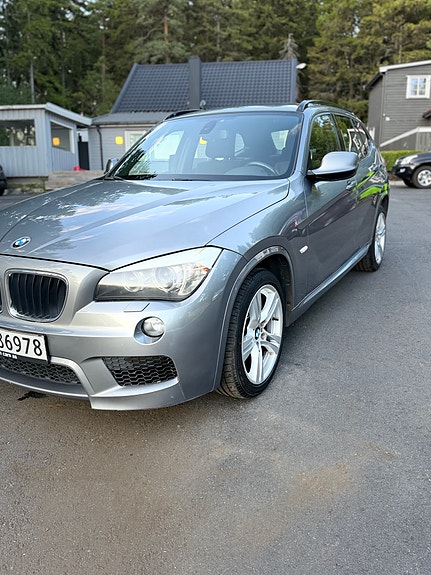 BMW X1 2 of 27