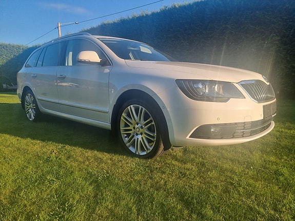 Skoda Superb 4 of 30
