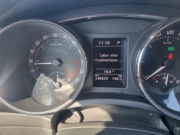 Skoda Superb 30 of 30