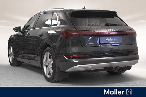 Audi e-tron 7 of 29