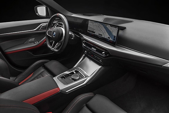 BMW i4 19 of 30