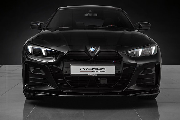BMW i4 6 of 30