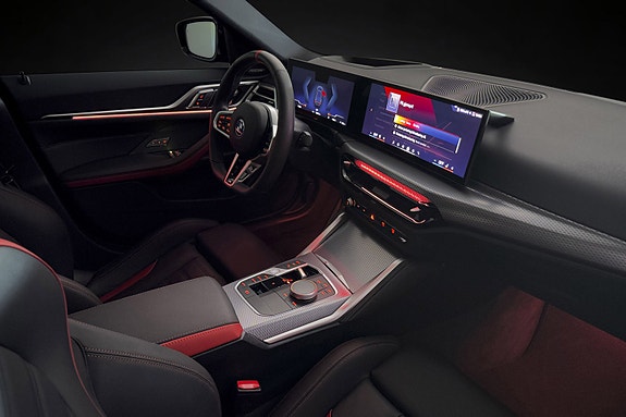 BMW i4 18 of 30