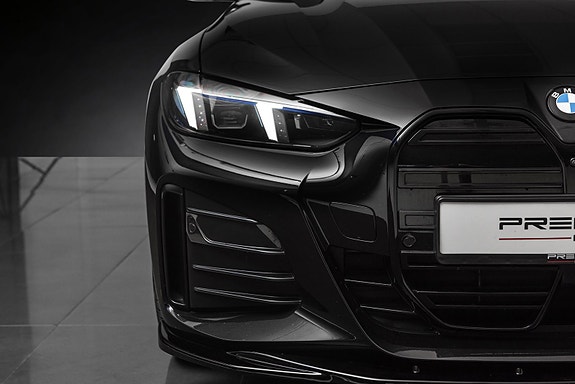 BMW i4 7 of 30