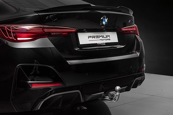 BMW i4 11 of 30