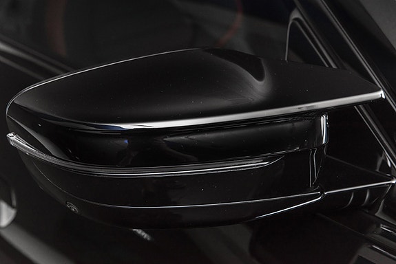 BMW i4 3 of 30