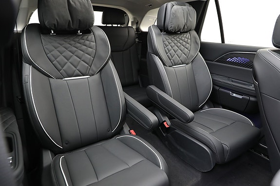 Hongqi E-HS9 9 of 29