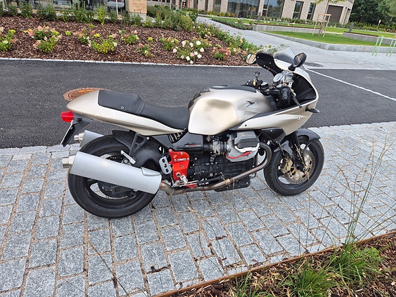 Moto Guzzi V11 Sport 2 of 7