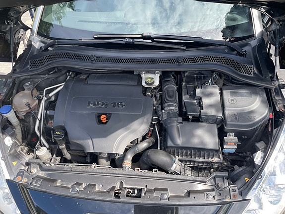 Peugeot RCZ 14 of 16