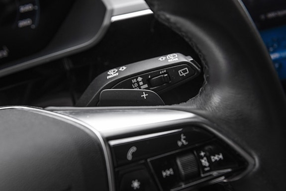 Audi e-tron 21 of 30