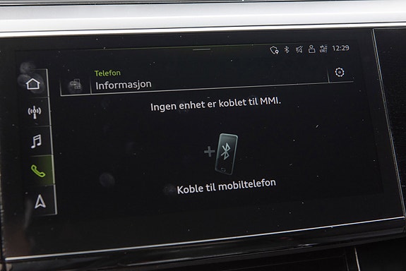Audi e-tron 29 of 30