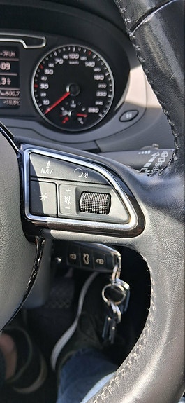 Audi Q3 12 of 22