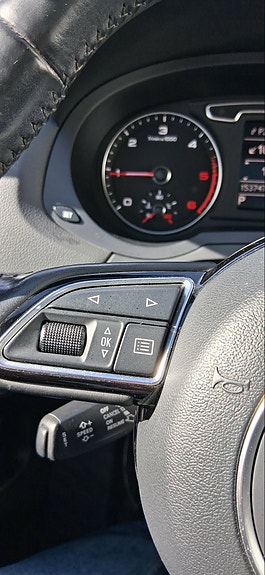 Audi Q3 11 of 22