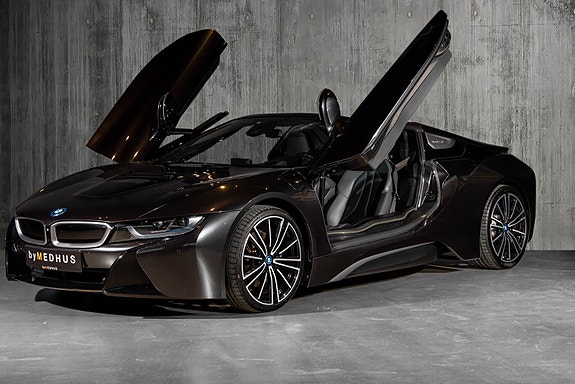 BMW i8 16 of 30