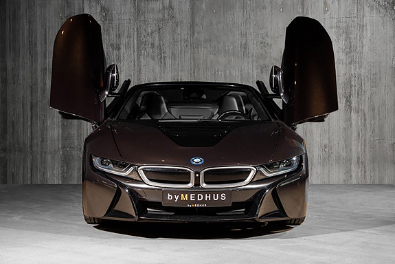 BMW i8 14 of 30