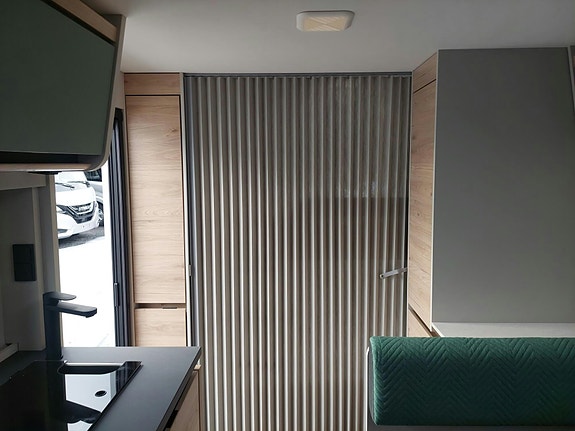 Dethleffs Camper 560 FMK / KØYER / DOBBELTSENG 22 of 30