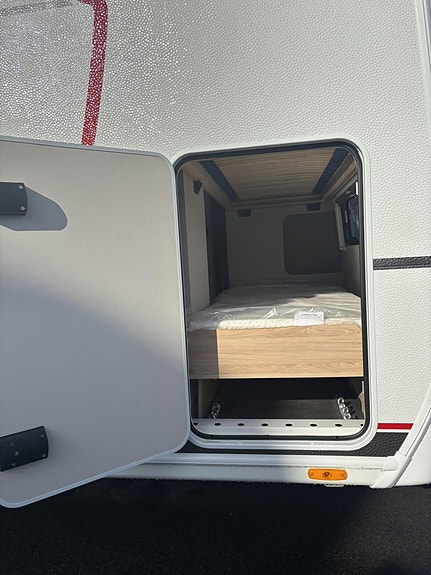 Dethleffs Camper 560 FMK / KØYER / DOBBELTSENG 12 of 30