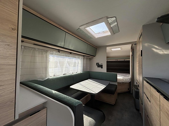Dethleffs Camper 560 FMK / KØYER / DOBBELTSENG 17 of 30