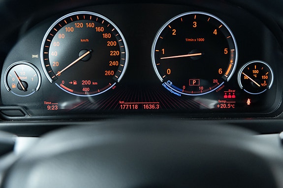 BMW M550d 13 of 24