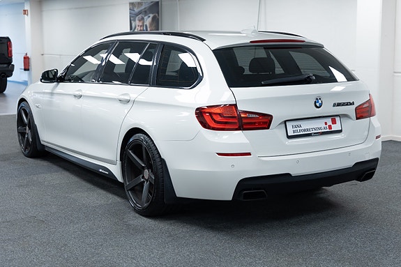 BMW M550d 2 of 24
