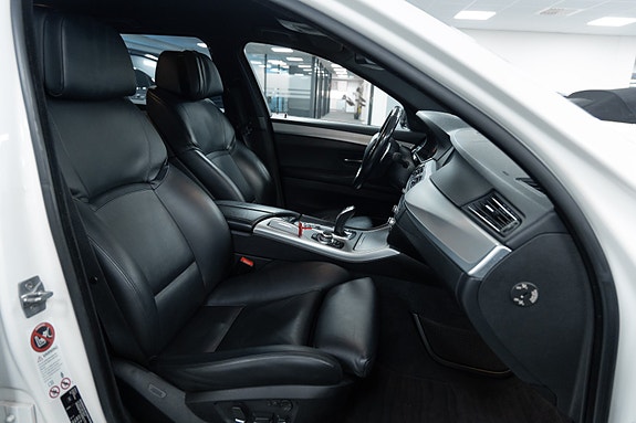 BMW M550d 11 of 24