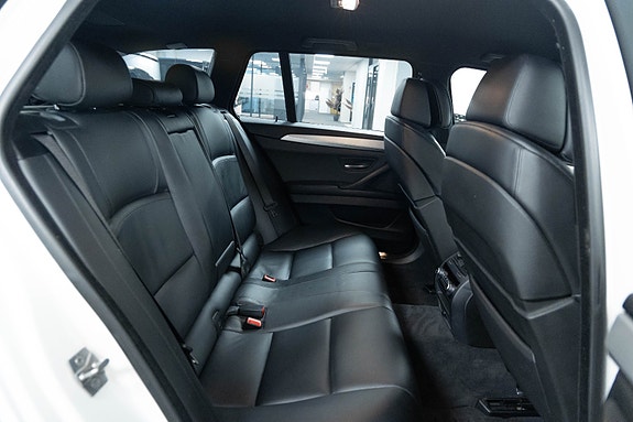 BMW M550d 10 of 24
