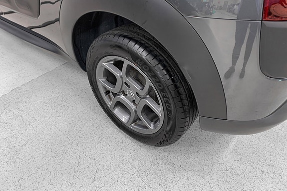 Citroen C4 Cactus 13 of 13