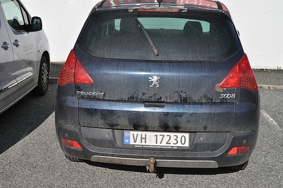 Peugeot 3008 4 of 7