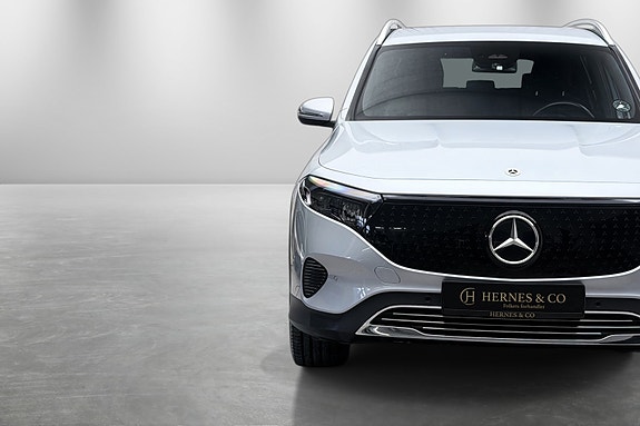 Mercedes-Benz EQB300 6 of 30