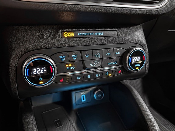 Ford Focus 21 of 30