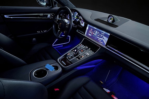 Porsche Panamera 14 of 30