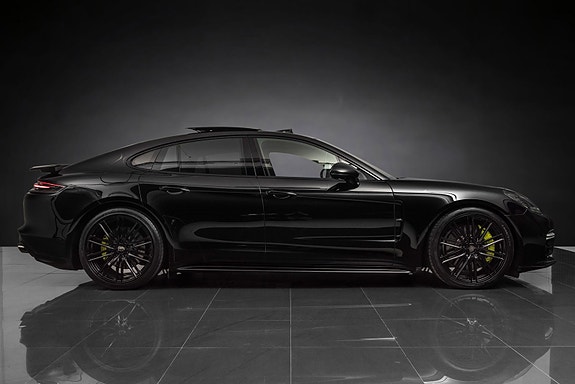 Porsche Panamera 6 of 30