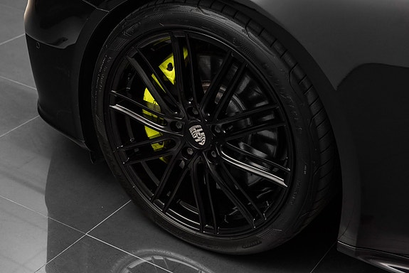 Porsche Panamera 13 of 30