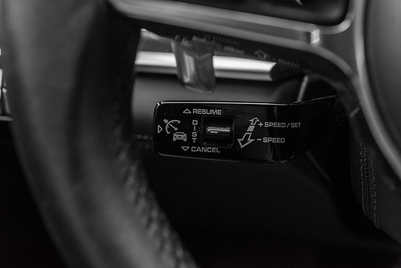 Porsche Panamera 23 of 30