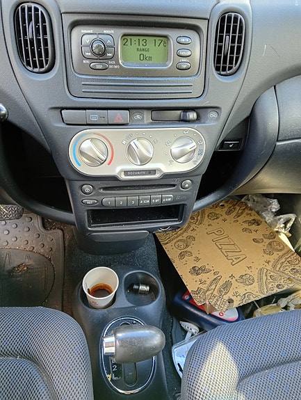 Toyota Yaris Verso 4 of 9