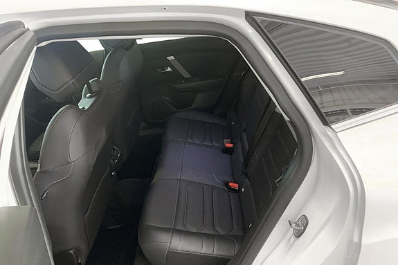 Citroen E-C4 X 14 of 30