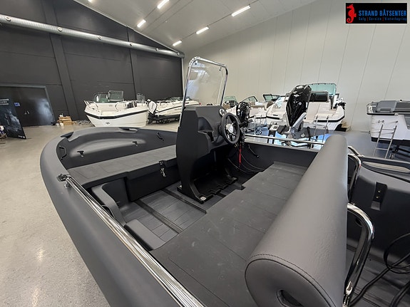 Pioner 14 Special Edition m/25hk Mercury 11 of 13