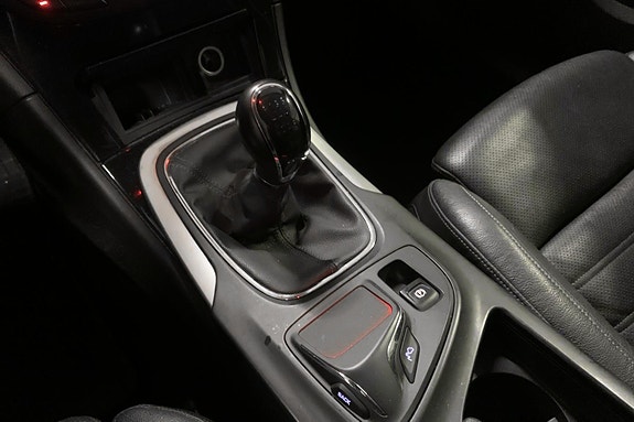 Opel Insignia 14 of 24