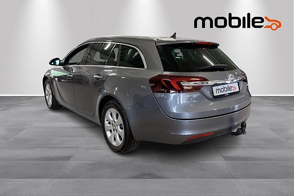 Opel Insignia 21 of 24