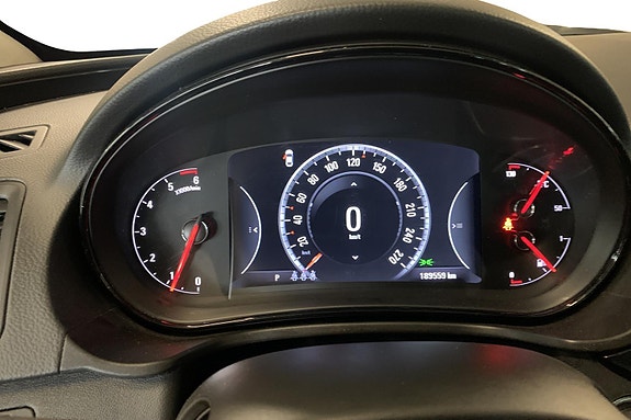 Opel Insignia 10 of 24