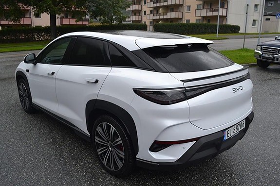 BYD Sealion 7 4 of 15