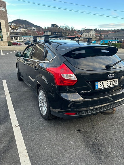 Ford Focus 3 of 6