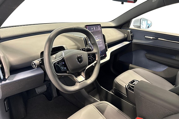 Volvo EX30 15 of 23