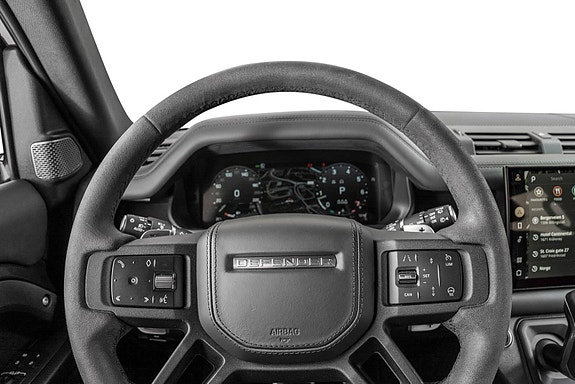 Land Rover Defender 110 24 of 30