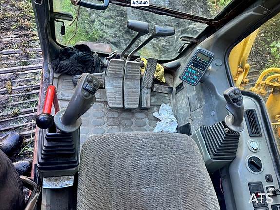Komatsu PC210LC-6K Gravemaskin m/ Rototilt og 3 skuffer 16 of 25