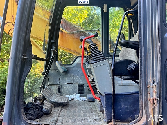 Komatsu PC210LC-6K Gravemaskin m/ Rototilt og 3 skuffer 15 of 25