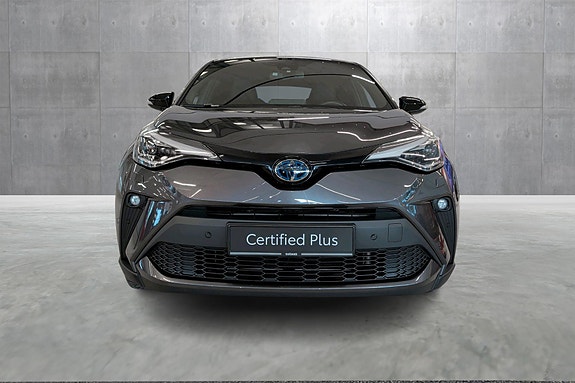 Toyota C-HR 8 of 21
